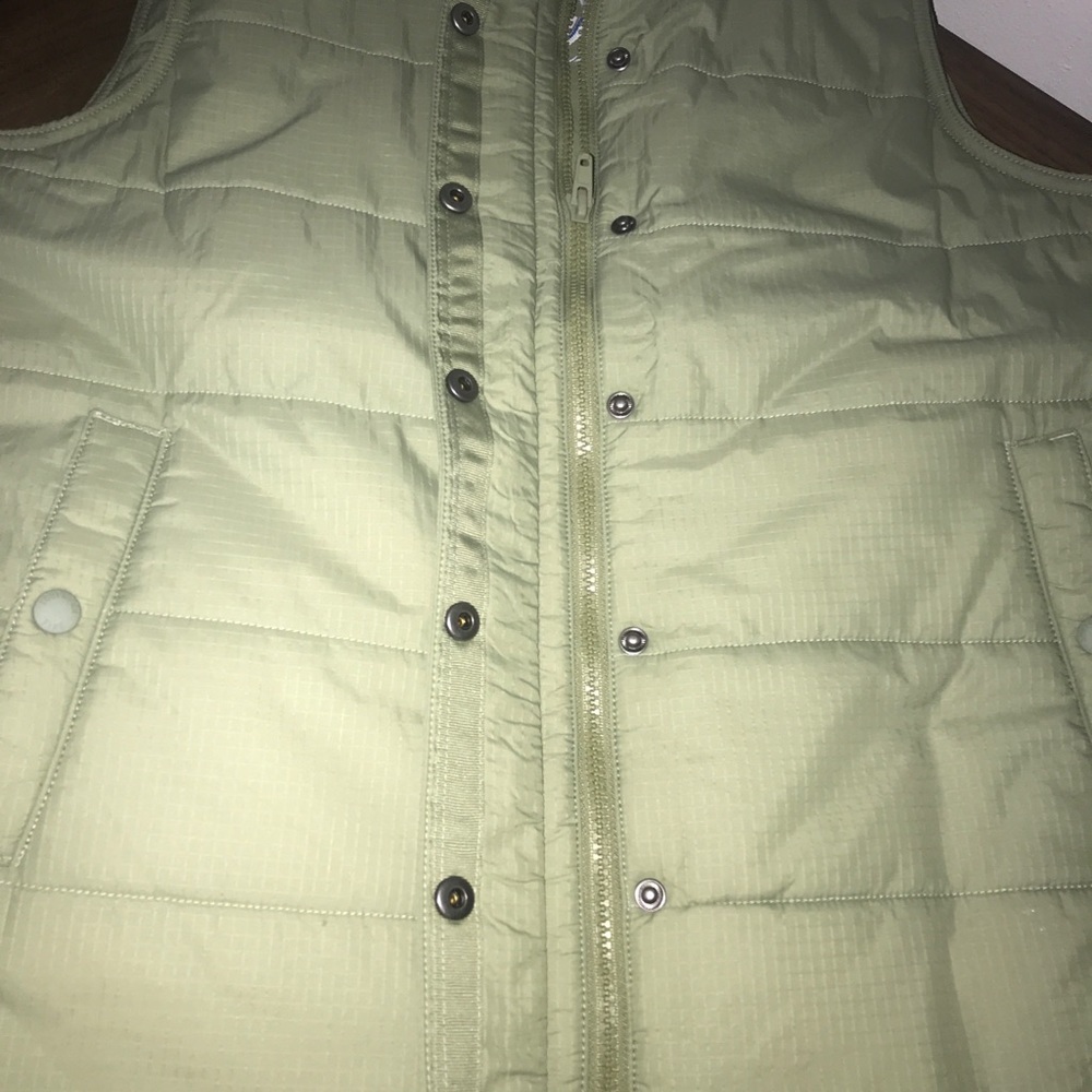SOUTHERN TIDE Seagrass Green Cobie Puffer Vest - Picture 4 of 7